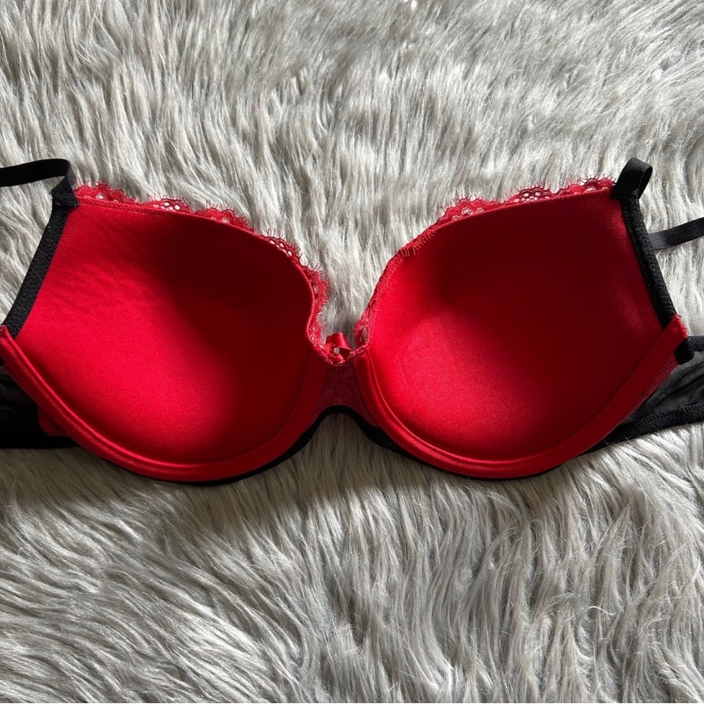 Adore Me Eyelash Bi-Color Lace Push Up Bra - Picture 13 of 15